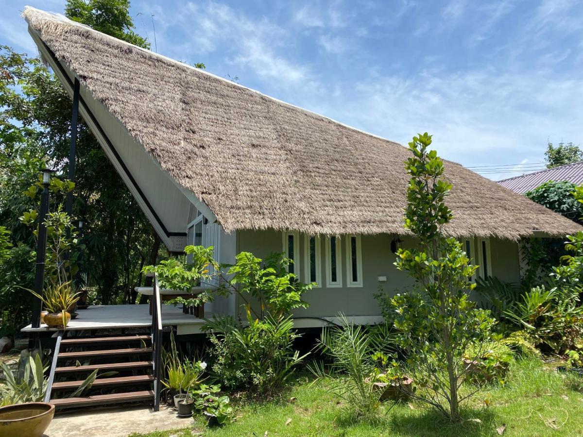 Villa Royal Mountain View Ratchaburi Esterno foto
